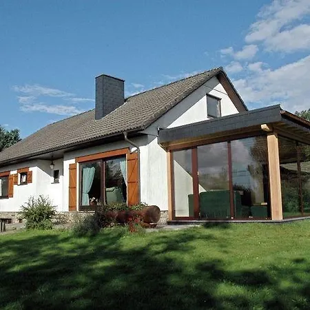 Feriehus Spacious Holiday In Xhoffraix With Lake Nearby