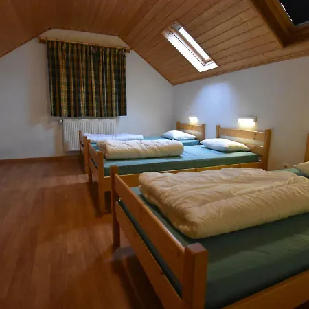 Spacious Holiday In Xhoffraix With Lake Nearby Feriehus Malmedy