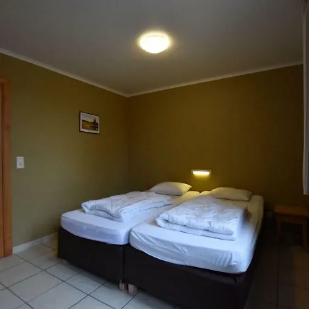 Spacious Holiday In Xhoffraix With Lake Nearby Feriehus Malmedy